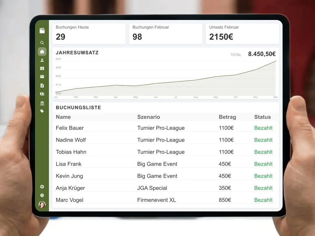 Paintball Spieler mit hochwertigem Markierer Upgrade und extra Kisten Paintbags sowie Schutzausrüstung bei der Übergabe